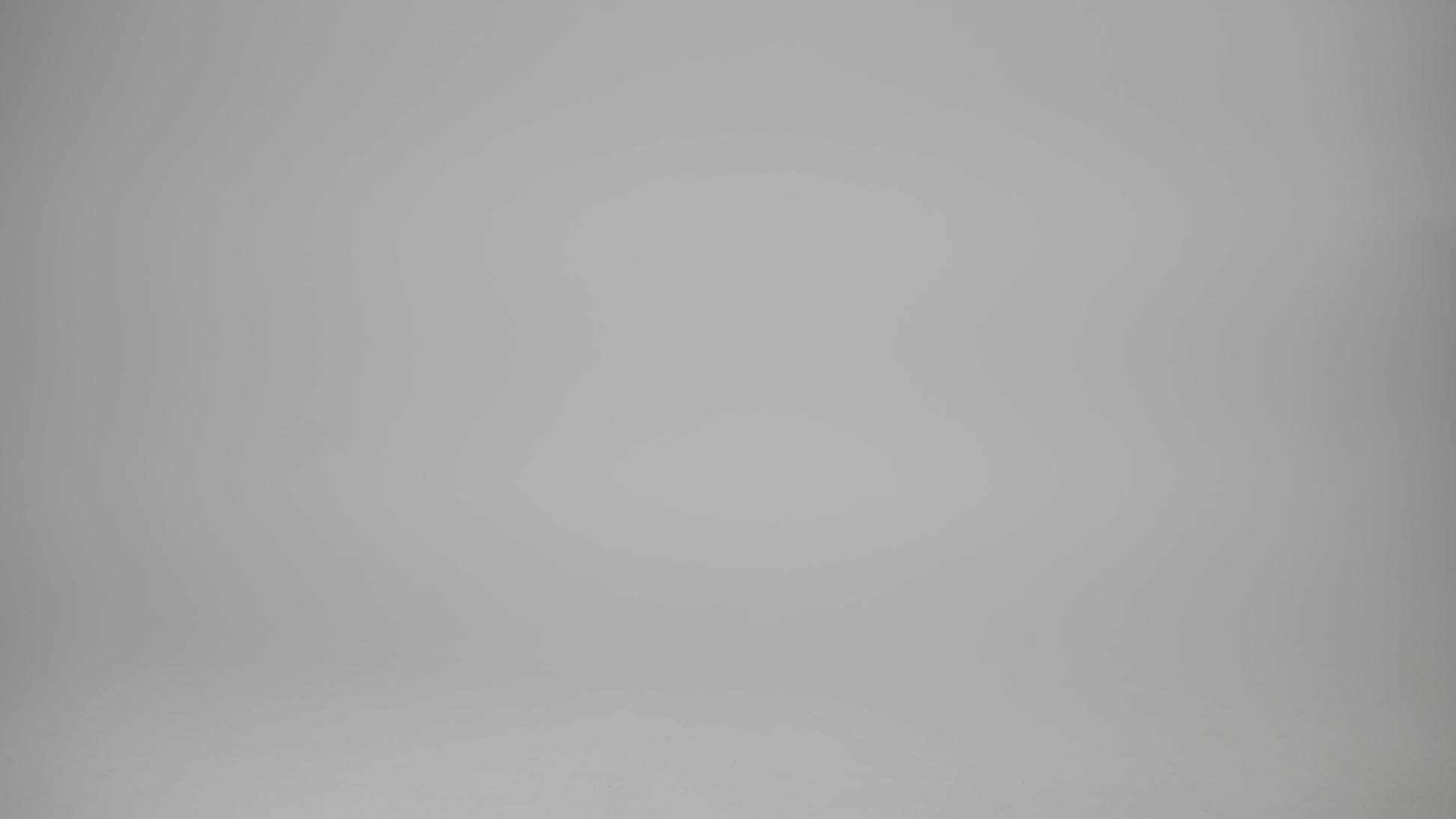 Relaxed Cropped Tee In White